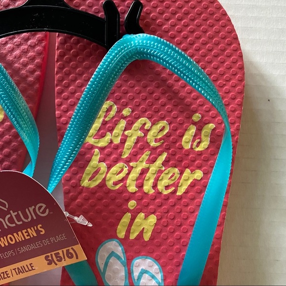 "Life is better in Flip Flops" | Summer Beachy Flip Flops; Size S(5/6) - Picture 5 of 8